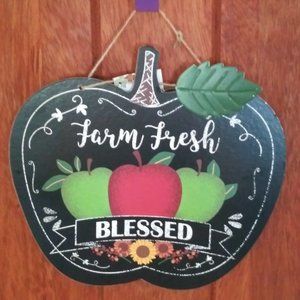 "Farm Fresh Blessed" Apple Sign